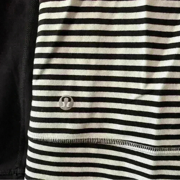LULULEMON Daily Yoga Jacket Classic Stripe Mint Moment Black / Black Sz. 6 - Picture 16 of 16